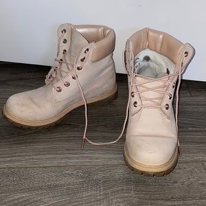 Light pink Timberland boots!